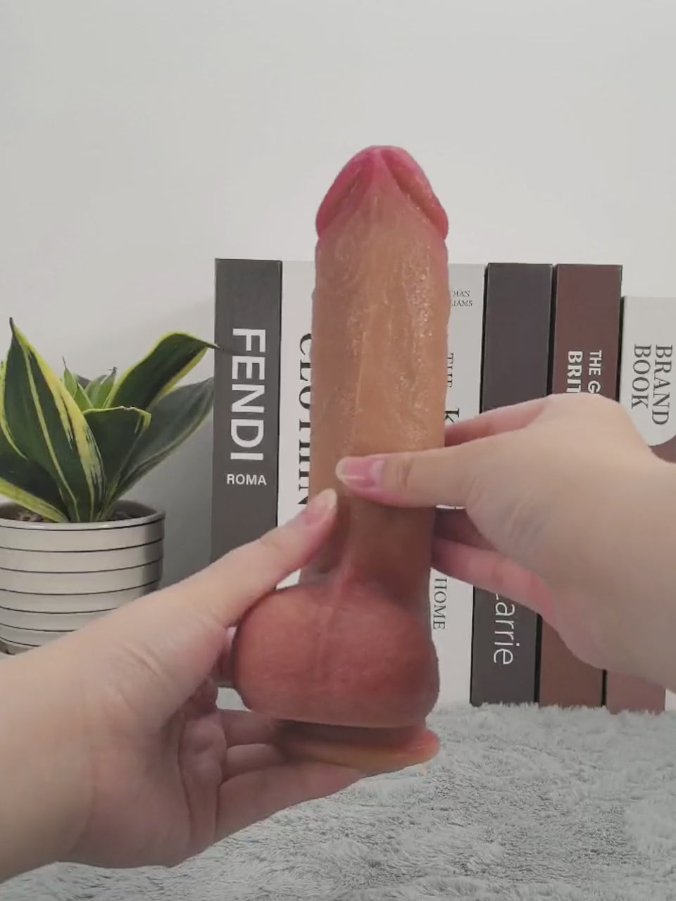 Benjamin - Dildo con Pelle Scivolante, 7 Modalità di Percussione e 3 Vibrazioni - 22 cm